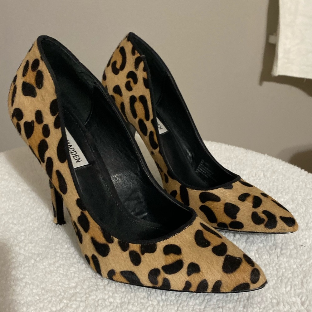 Steve Madden leopard print heels
